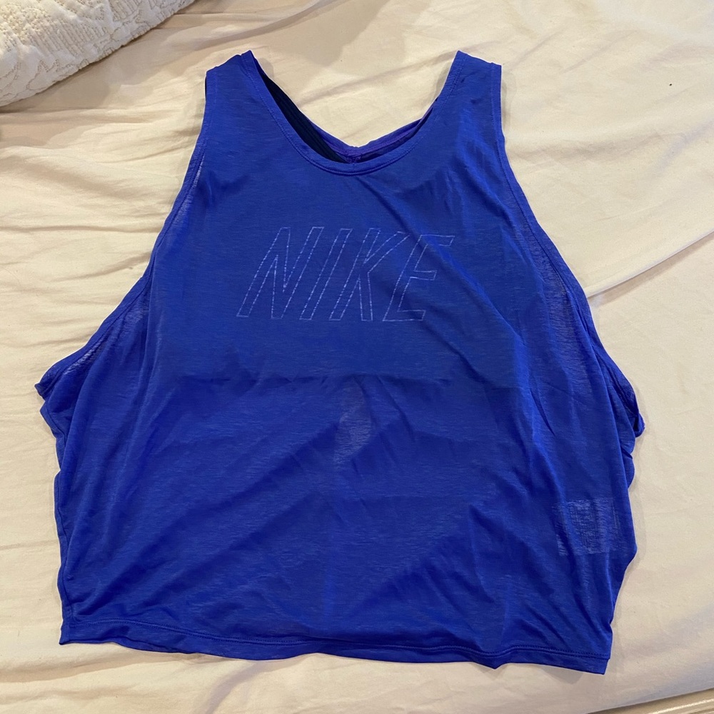 Women’s Nike Workout Tank!